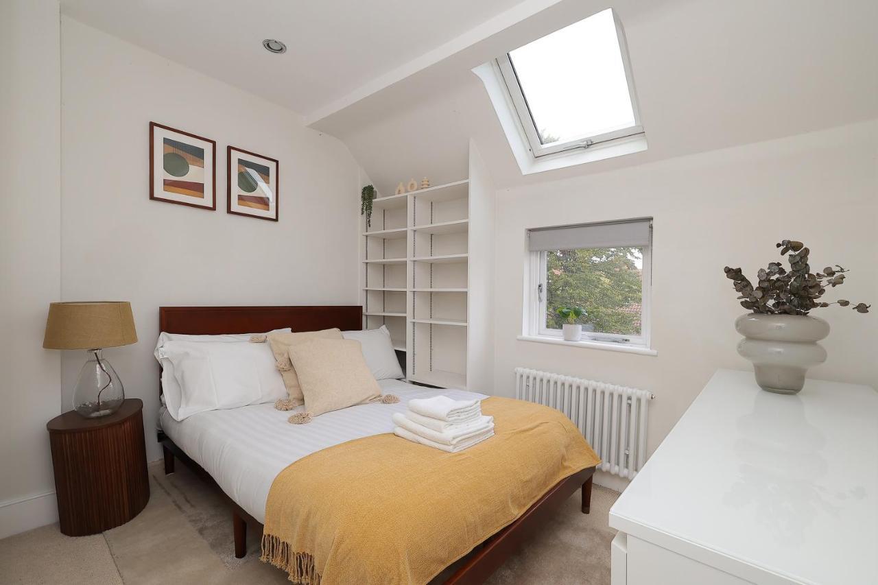 2 Bedroom Chic Apartment With Private Balcony In Notting Hill London Exterior foto